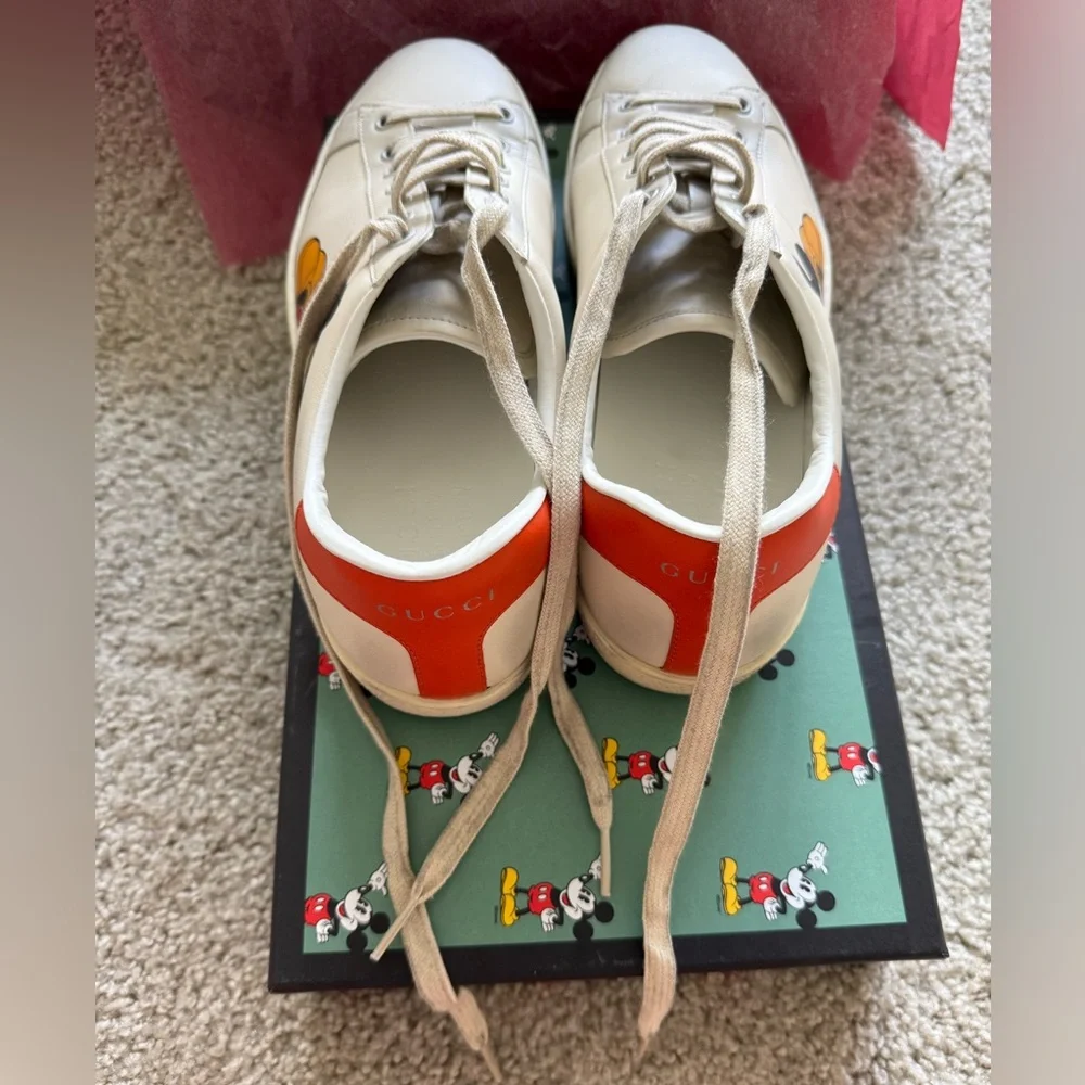 Disney x Gucci Mickey Mouse Sneakers - Picture 10 of 16